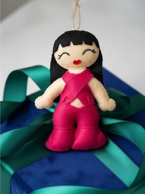 Hand Crafted Selena, In Pink & Black Felt Purse Ornament
